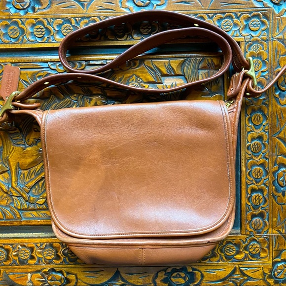 Coach Bags Vintage Coach Camel Saddle Bag Poshmark